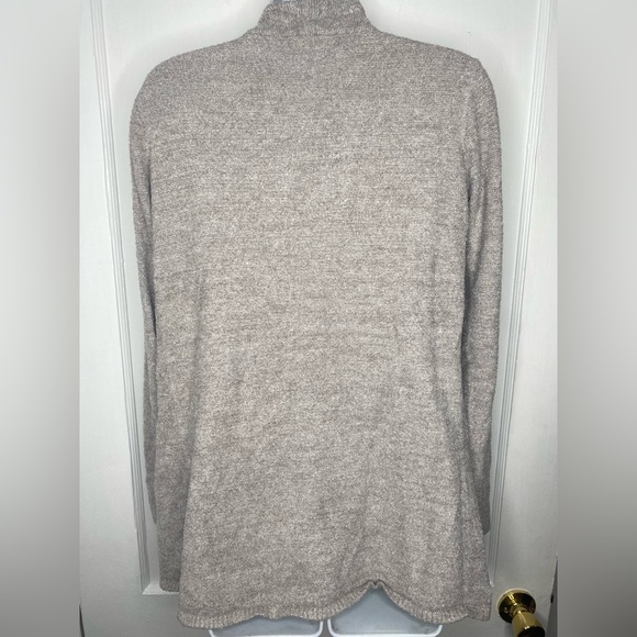 Barefoot Dreams M Gray Women's Sweater - Picture 4 of 4